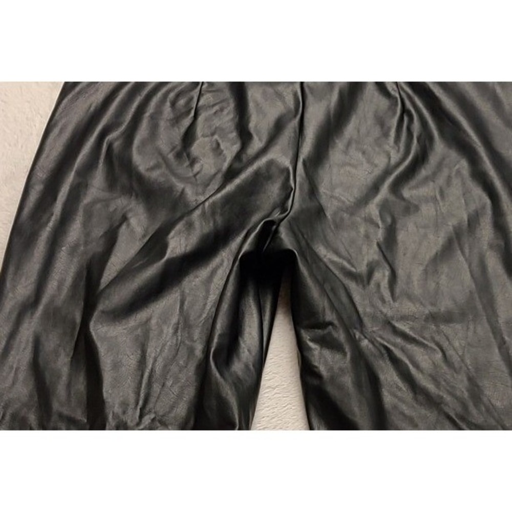Wild Fable Women's Black Faux Leather Wide Leg Seam Front Pants Size 2 NWOT - Picture 10 of 13